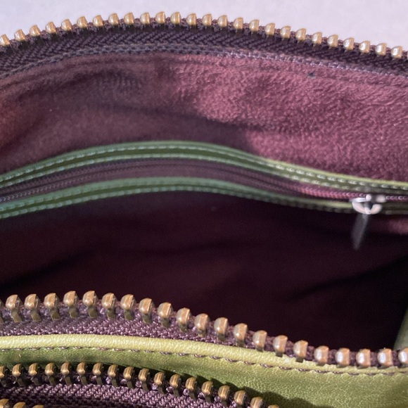 Matt & nat - double zip handbag - Picture 8 of 15